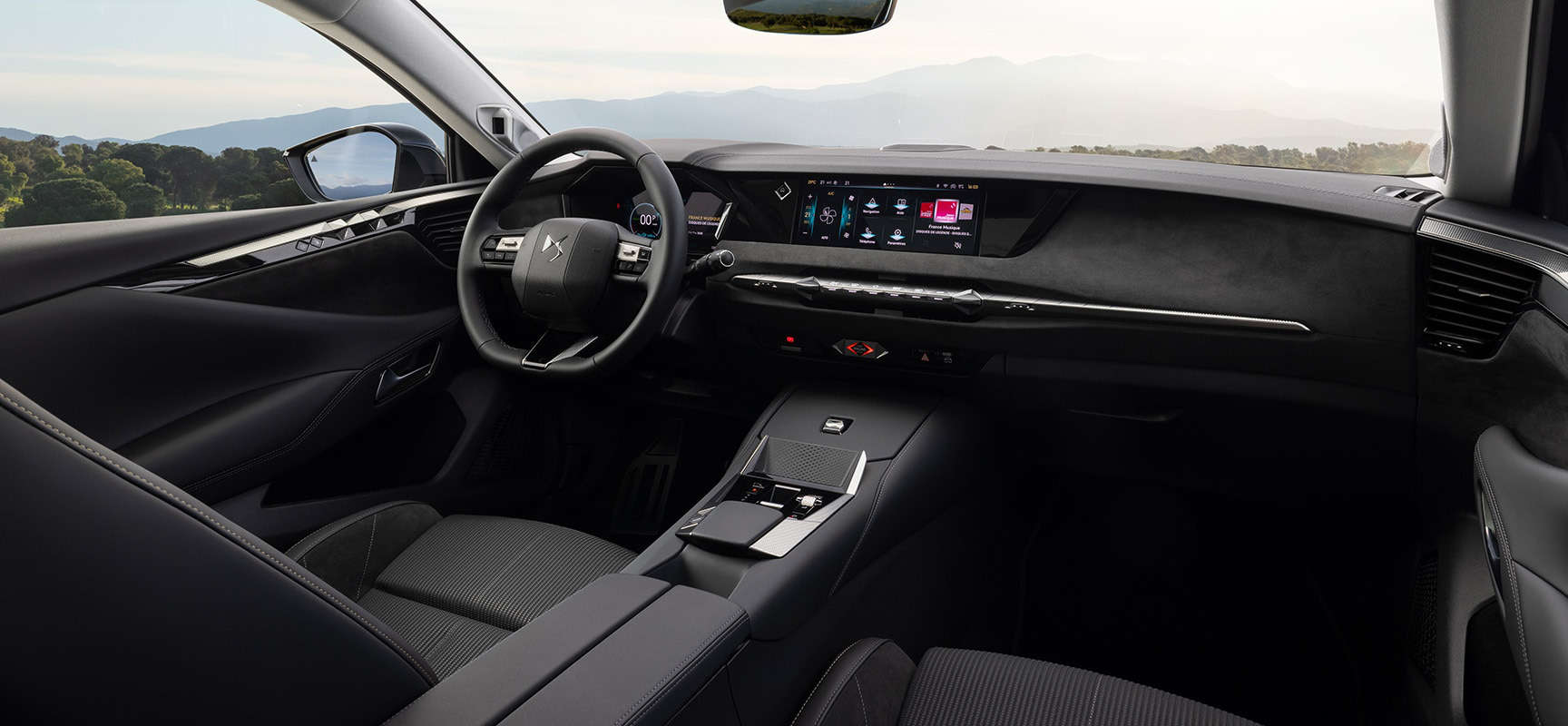 DS N°4, інтерʼєр салону