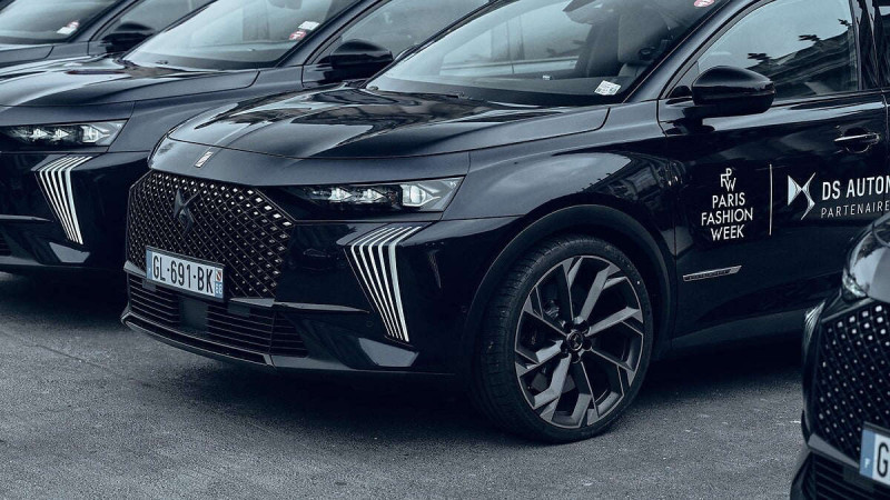DS Automobiles традиційно став автомобільним партнером PARIS FASHION WEEK 2025